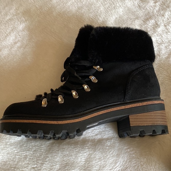 NEW ROUGE Faux Fur Winter Boots Lug Soles Size 7 - Picture 8 of 15